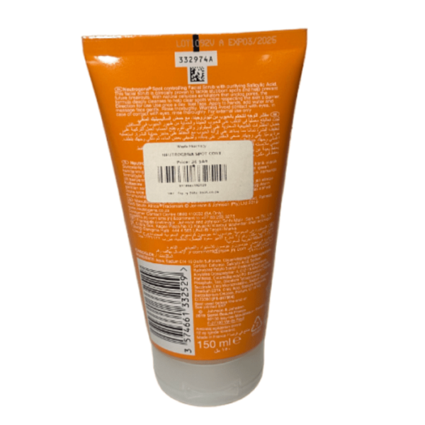 Neutrogena, Spot Controlling Oil- Facial Scrub150ml - Image 3